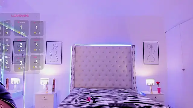 Coco Balenciaga  online show from February 2025 12:17:02 PM