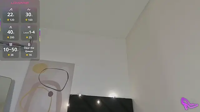 littleebluee online show from May 2026 07:53:02 PM