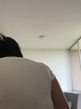 Pretty Isadora online show from February 2026 08:53:01 PM