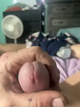 Snapshot of joeycbigcock chatting on March 2025 01:45:01 PM joeycbigcock online show from March 2025 01:45:01 PM