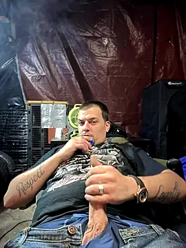 Snapshot of joeycbigcock chatting on November 2025 09:19:01 PM joeycbigcock online show from November 2025 09:19:01 PM