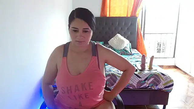 Kerly Lopez online show from May 2026 08:39:01 PM