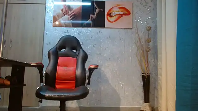 Samantabrown  online show from March 2026 11:14:02 AM