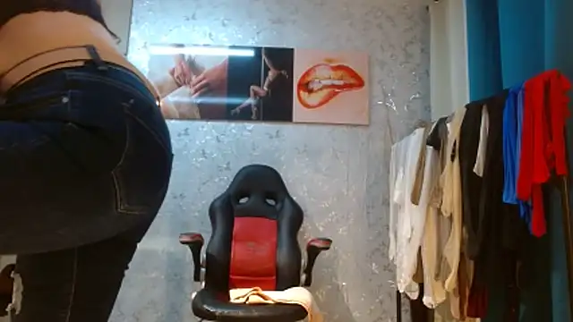 Samantabrown  online show from February 2026 11:10:01 AM