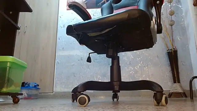 Samantabrown  online show from March 2026 11:17:01 AM