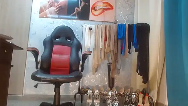 Samantabrown  online show from February 2026 11:08:02 AM