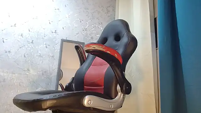 Samantabrown  online show from November 2025 11:25:02 AM