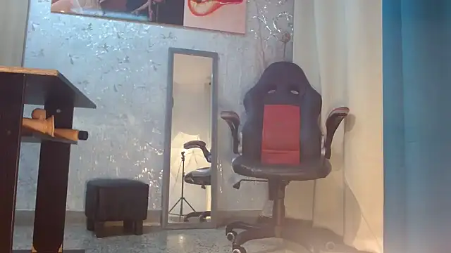 Samantabrown  online show from February 2026 11:12:01 AM