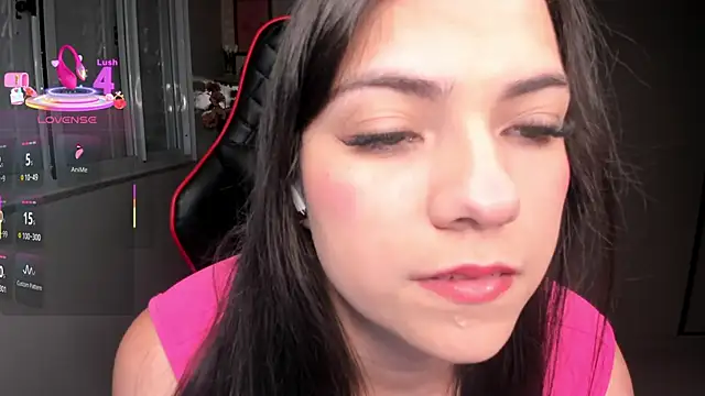 ivyy scott online show from November 2025 09:40:02 PM