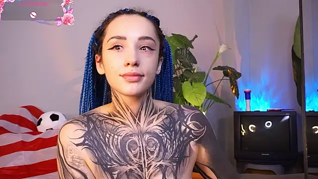 Snapshot of EvaCanton chatting on July 2026 02:45:01 AM EvaCanton online show from July 2026 02:45:01 AM