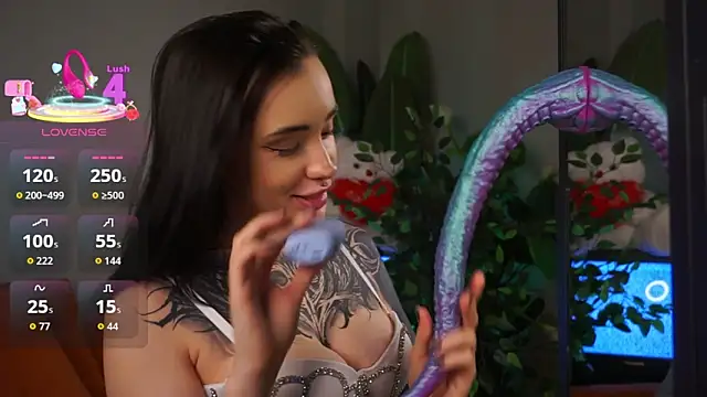 EvaCanton online show from December 2025 03:12:02 AM