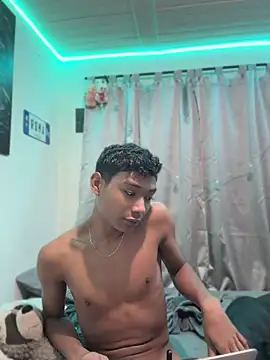 Snapshot of alejo_cute chatting on July 2026 01:41:02 PM alejo cute online show from July 2026 01:41:02 PM