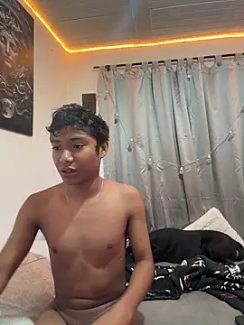 alejo cute online show from May 2026 01:43:02 PM