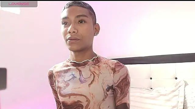 Snapshot of alejo_cute chatting on February 2025 01:51:02 PM alejo cute online show from February 2025 01:51:02 PM