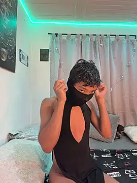 alejo cute online show from May 2026 01:20:01 PM