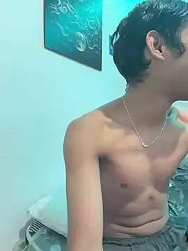 Snapshot of alejo_cute chatting on June 2026 01:56:01 PM alejo cute online show from June 2026 01:56:01 PM
