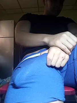 AlexisSpears  online show from April 2026 07:59:02 PM