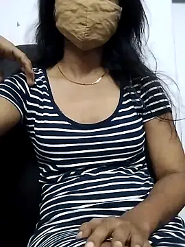 Snapshot of Triveni-Lovely chatting on September 2025 03:54:01 PM Triveni-Lovely online show from September 2025 03:54:01 PM