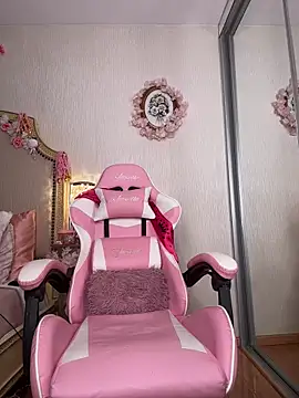 maddisonblush online show from November 2025 01:26:02 PM