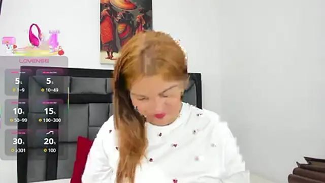 Snapshot of Alexandra_Torress chatting on November 2025 01:48:02 PM Alexandra Torress online show from November 2025 01:48:02 PM