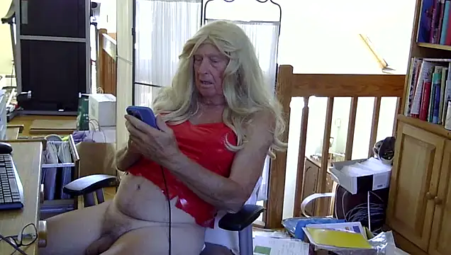 loreleia online show from September 2025 02:10:01 PM