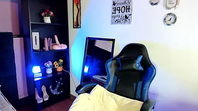 Amy hoy69 online show from October 2025 02:46:02 AM