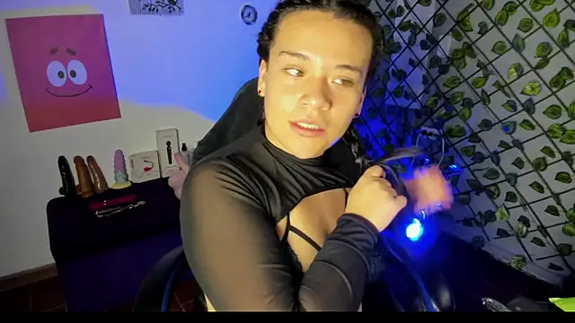 Amy hoy69 online show from February 2026 03:04:02 AM