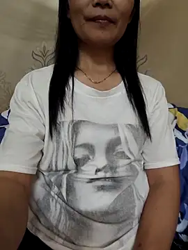 Snapshot of Asian_girl13 chatting on December 2025 12:41:01 PM Asian girl13 online show from December 2025 12:41:01 PM