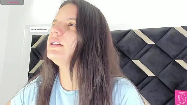 Snapshot of IsabellaGrey19 chatting on December 2025 07:26:01 PM IsabellaGrey19 online show from December 2025 07:26:01 PM