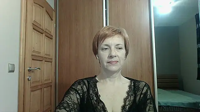 Snapshot of LoraLoraMay chatting on May 2026 06:20:01 PM LoraLoraMay online show from May 2026 06:20:01 PM