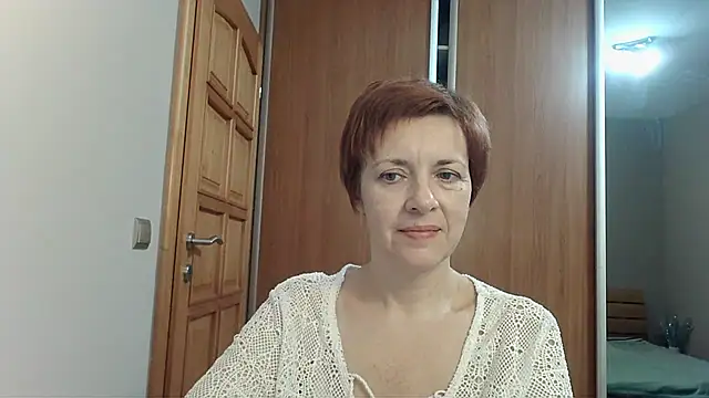 LoraLoraMay online show from November 2025 05:17:01 PM