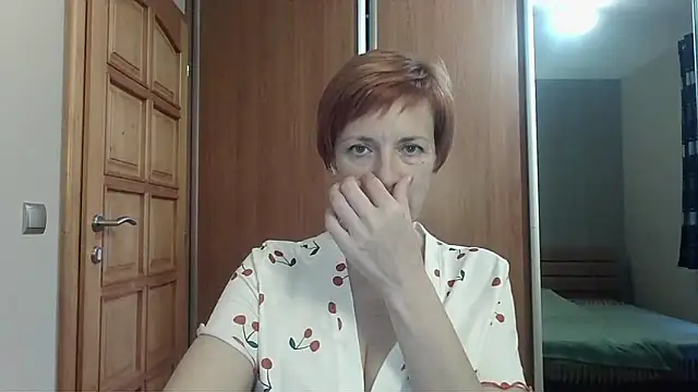 Snapshot of LoraLoraMay chatting on June 2026 05:55:02 PM LoraLoraMay online show from June 2026 05:55:02 PM