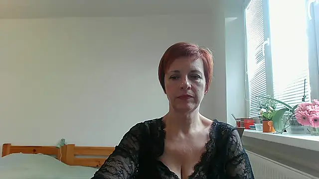 LoraLoraMay online show from October 2025 01:34:01 PM