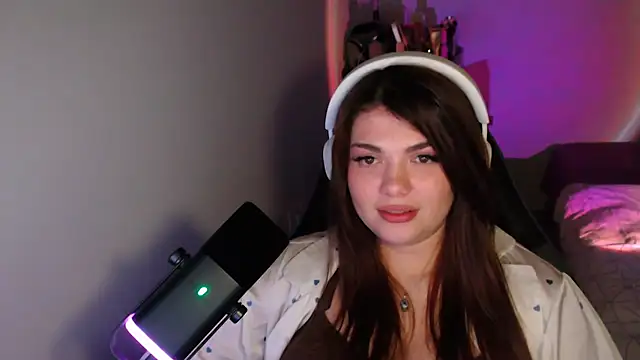 helengilmor online show from April 2026 05:30:01 PM