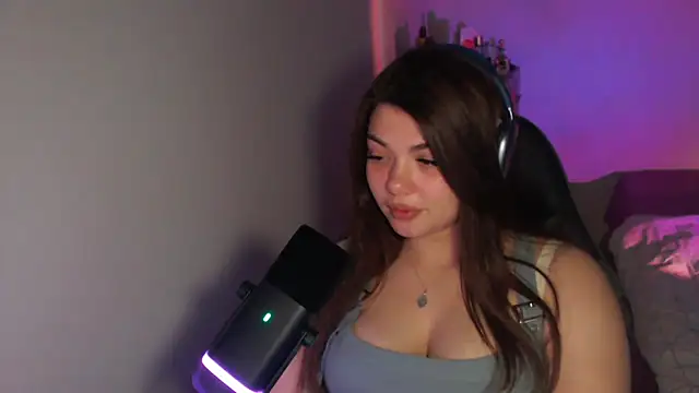 helengilmor online show from April 2026 03:57:02 PM