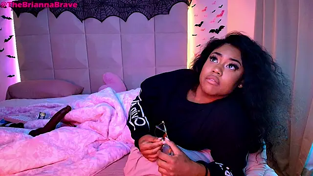 BriannaBrave online show from October 2025 03:53:01 PM