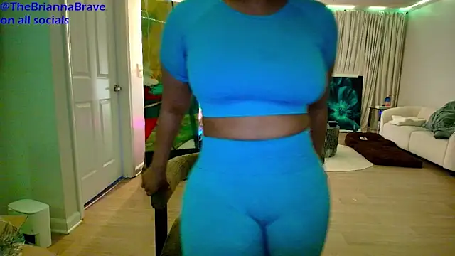 BriannaBrave online show from May 2026 07:50:01 PM