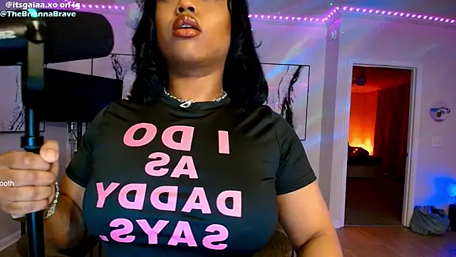 BriannaBrave online show from February 2026 04:23:01 AM