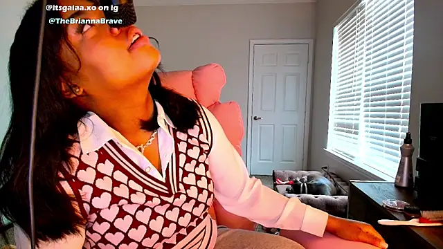 BriannaBrave online show from February 2026 04:28:02 PM