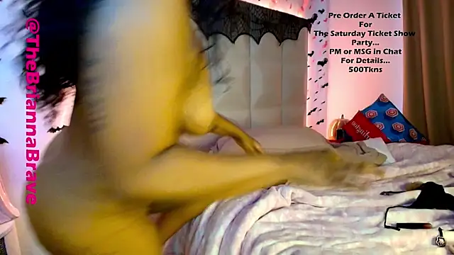 BriannaBrave online show from October 2025 01:24:01 PM