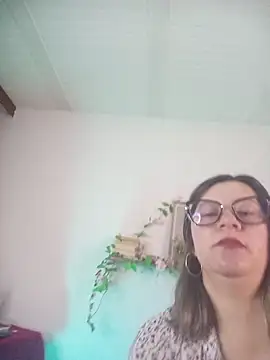 Chanelll Taylorr  online show from February 2026 06:18:01 PM