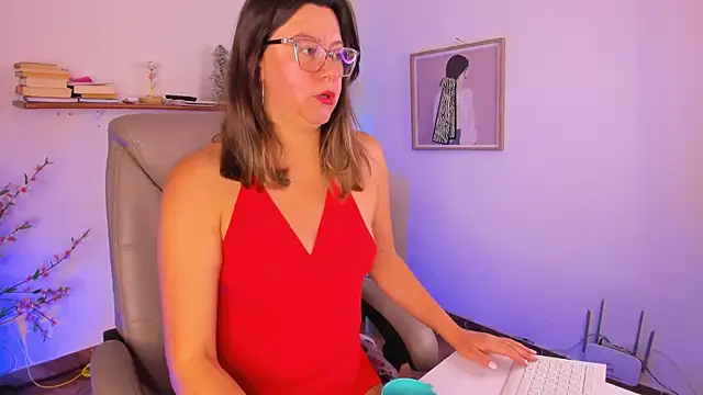 Chanelll Taylorr  online show from July 2026 01:11:01 PM