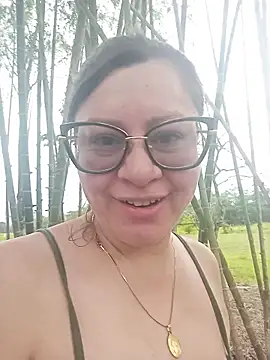 Chanelll Taylorr  online show from April 2026 02:34:01 PM