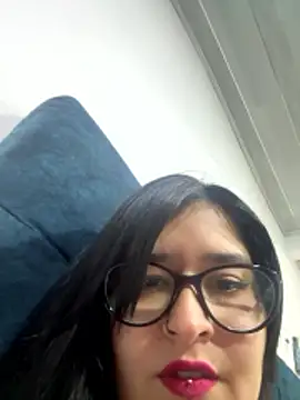 ZTahya online show from April 2026 11:11:01 PM