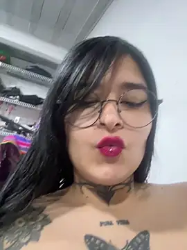 Snapshot of ZTahya chatting on May 2026 11:37:02 PM ZTahya online show from May 2026 11:37:02 PM