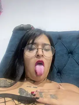 ZTahya online show from November 2025 02:15:01 AM