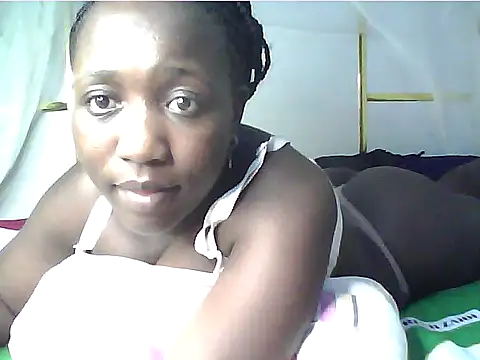 Adaline-Paris online show from May 2026 09:38:01 AM