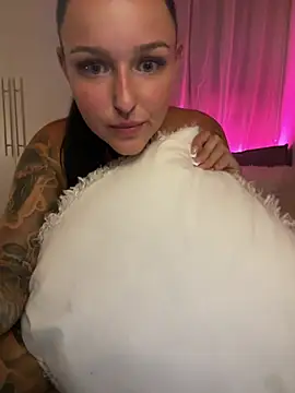 anastasiaink online show from June 2026 06:36:02 PM