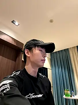 Snapshot of 1a1a1alll chatting on November 2025 03:12:02 PM 1a1a1alll online show from November 2025 03:12:02 PM