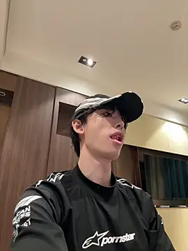 Snapshot of 1a1a1alll chatting on February 2026 12:40:02 PM 1a1a1alll online show from February 2026 12:40:02 PM